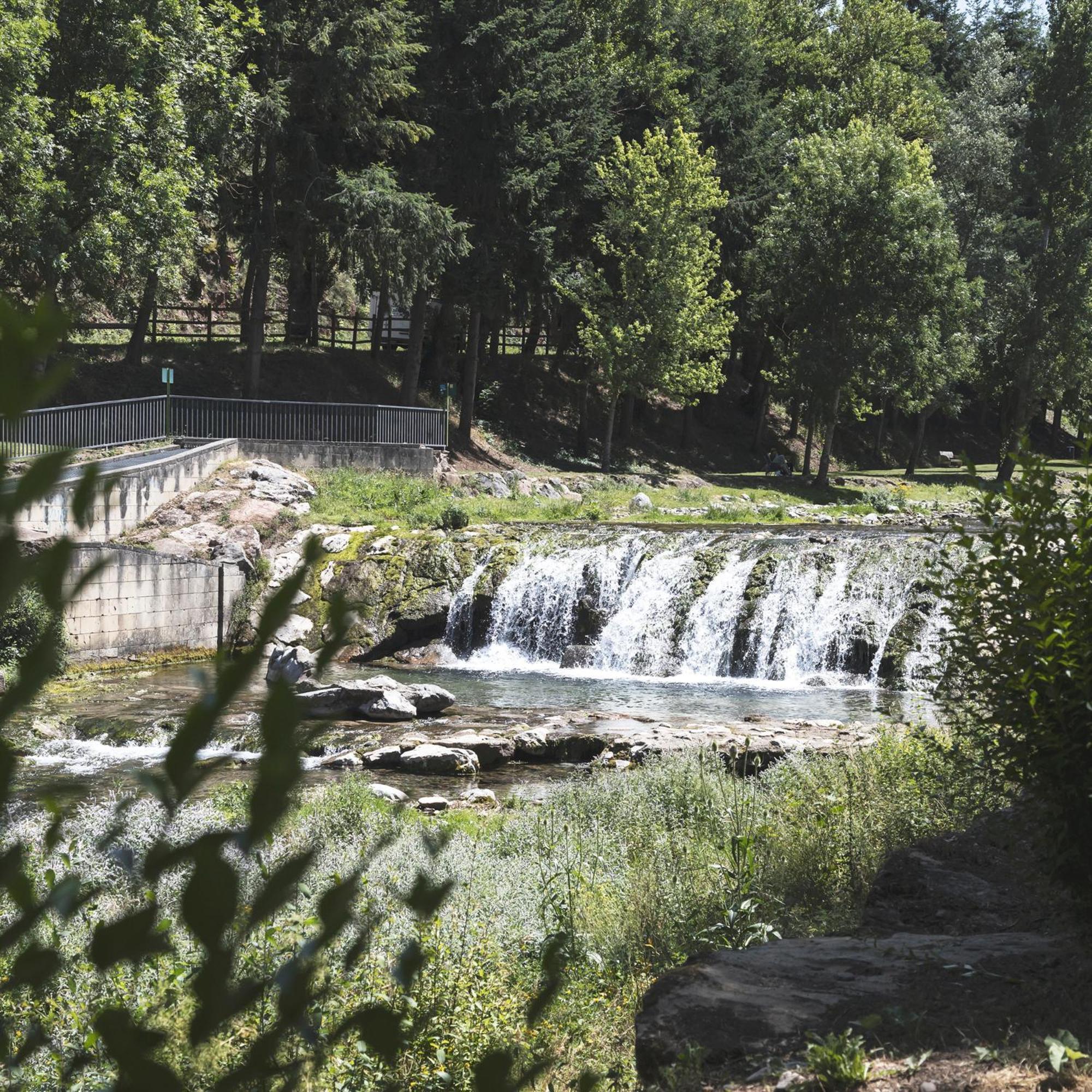 Apartamentos Turisticos Real Valle Ezcaray Zorraquin Екстер'єр фото